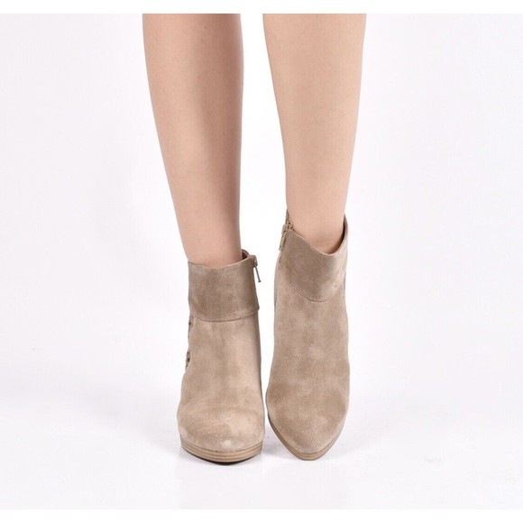 Gianni Gregori Beige Tan Ankle Suede boots With 3 Inch Heel Size 7.5-8.5 Booties - Picture 4 of 15